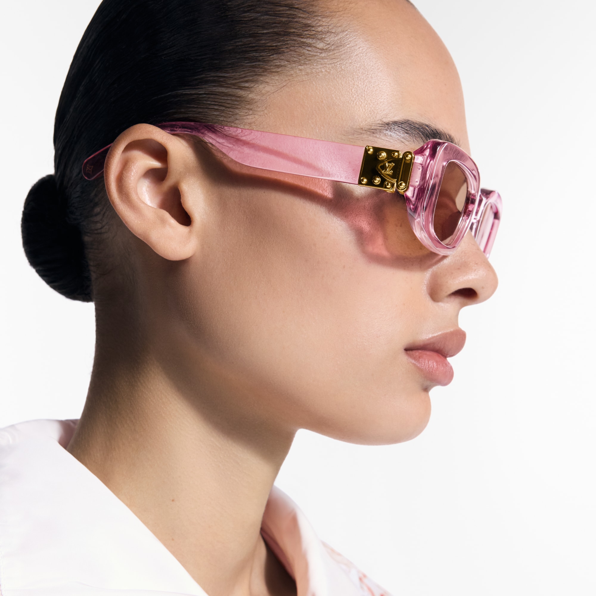【オンライン予約注文】LOUIS VUITTON★S-Lock サングラス S-Lock Cat Eye Sunglasses S00 - Women - Accessories | LOUIS